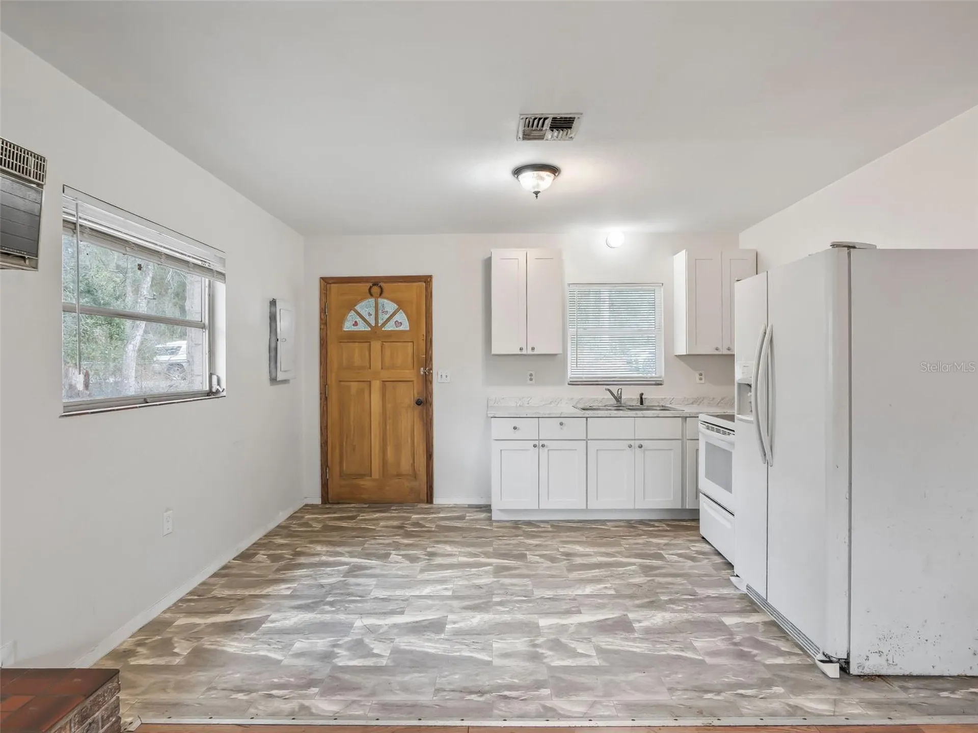 8935 Cr 647s Bushnell FL 33513