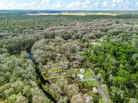 8935 Cr 647s Bushnell FL 33513