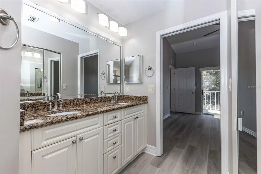 5308 Bowline Court Oxford FL 34484