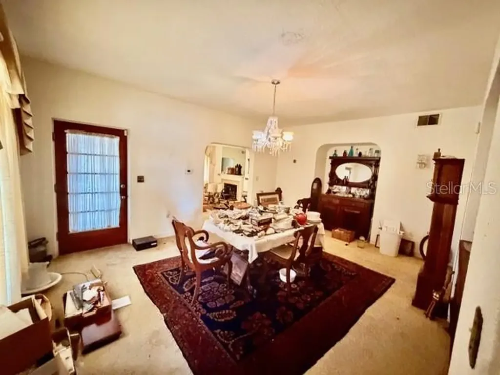 811 State Road 60 E Lake Wales FL 33853