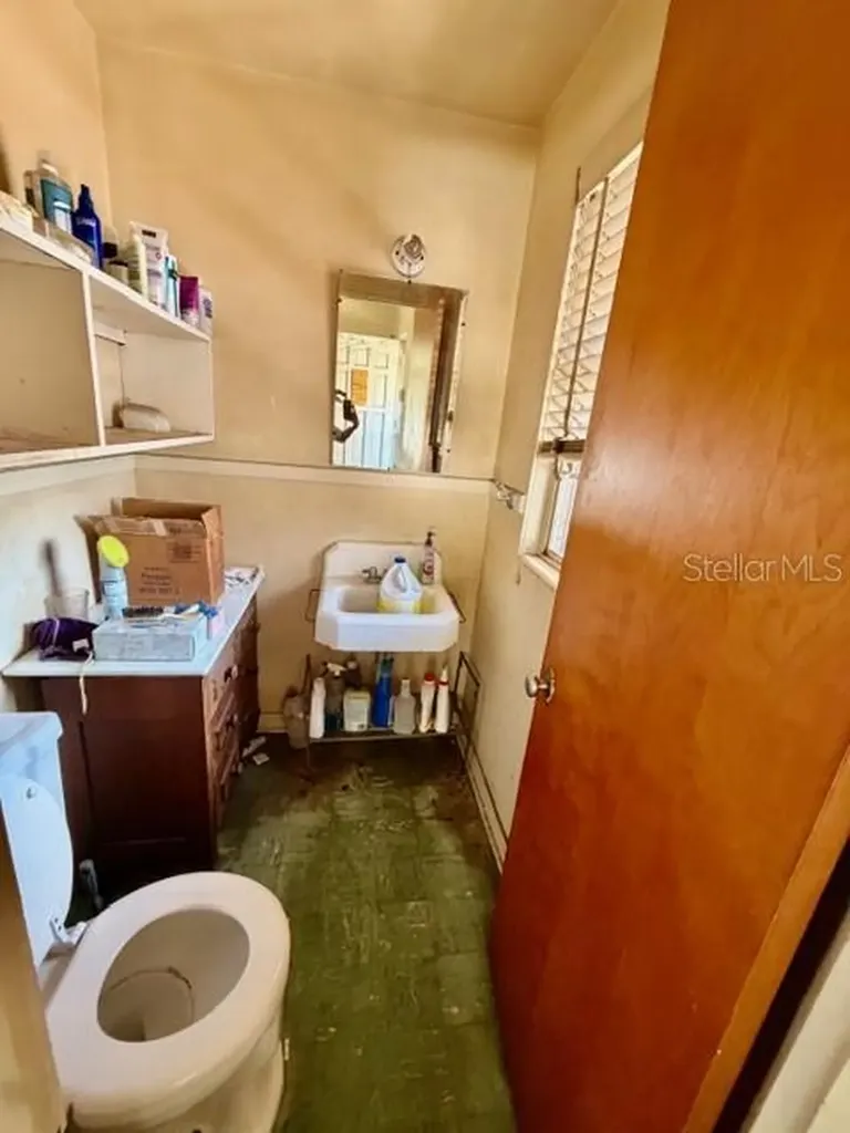 811 State Road 60 E Lake Wales FL 33853