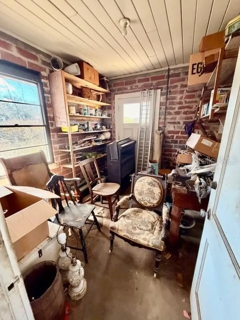 811 State Road 60 E Lake Wales FL 33853