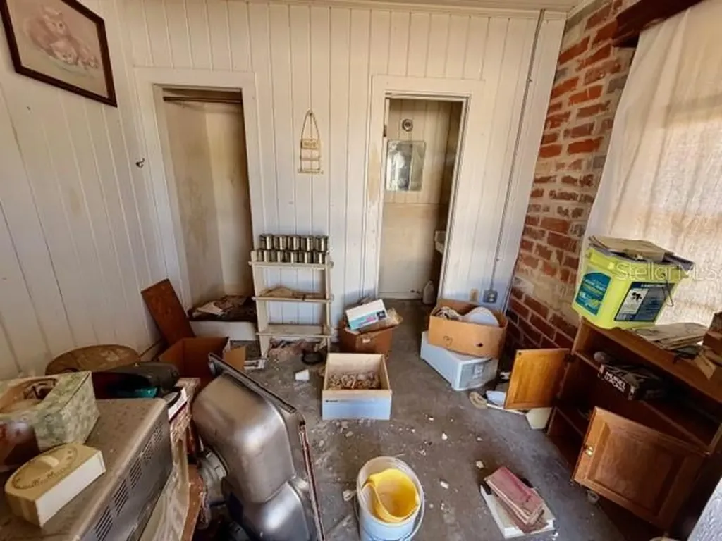 811 State Road 60 E Lake Wales FL 33853