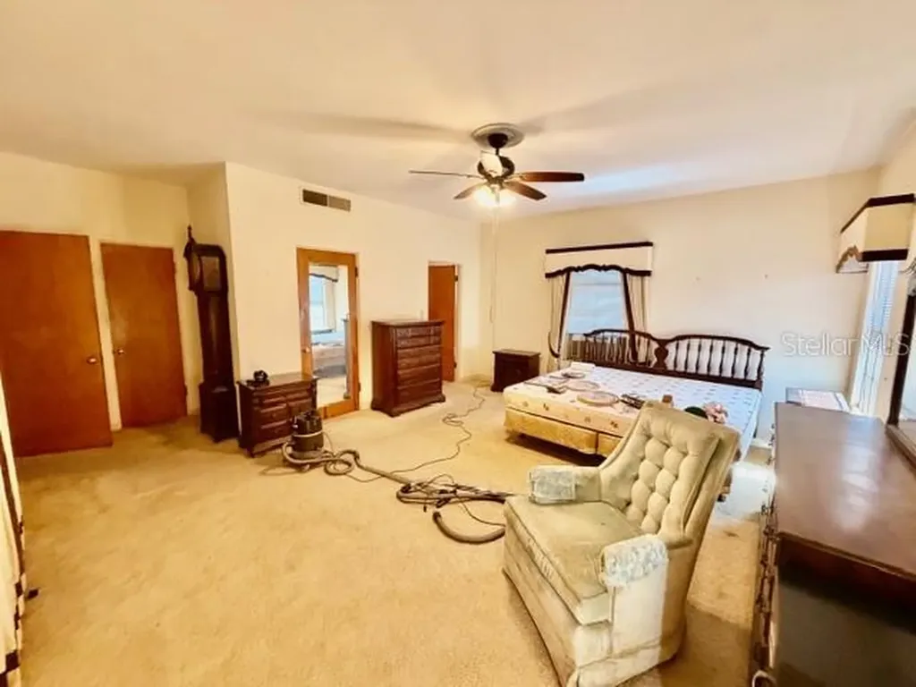 811 State Road 60 E Lake Wales FL 33853