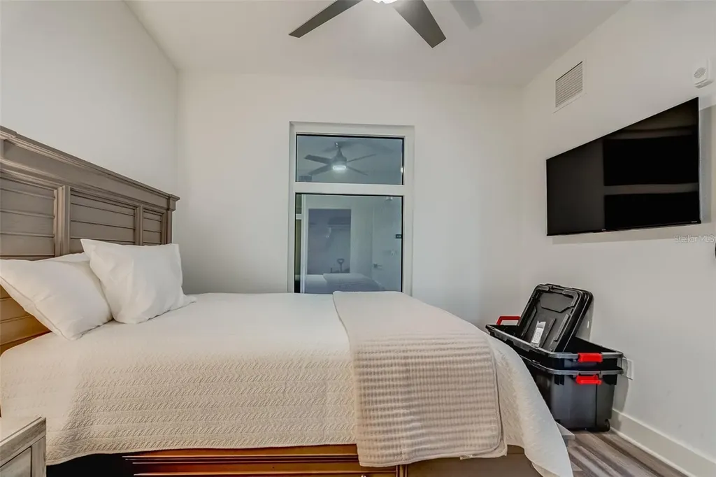 415 Island Way Clearwater FL 33767