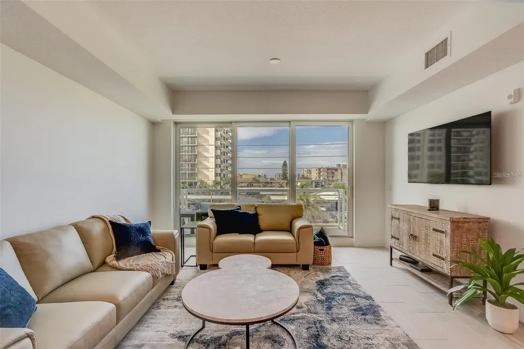 415 Island Way Clearwater FL 33767