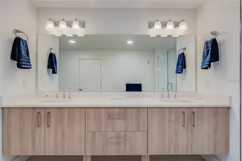 415 Island Way Clearwater FL 33767
