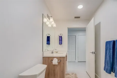 415 Island Way Clearwater FL 33767