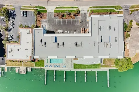 415 Island Way Clearwater FL 33767
