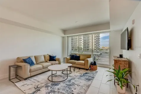 415 Island Way Clearwater FL 33767