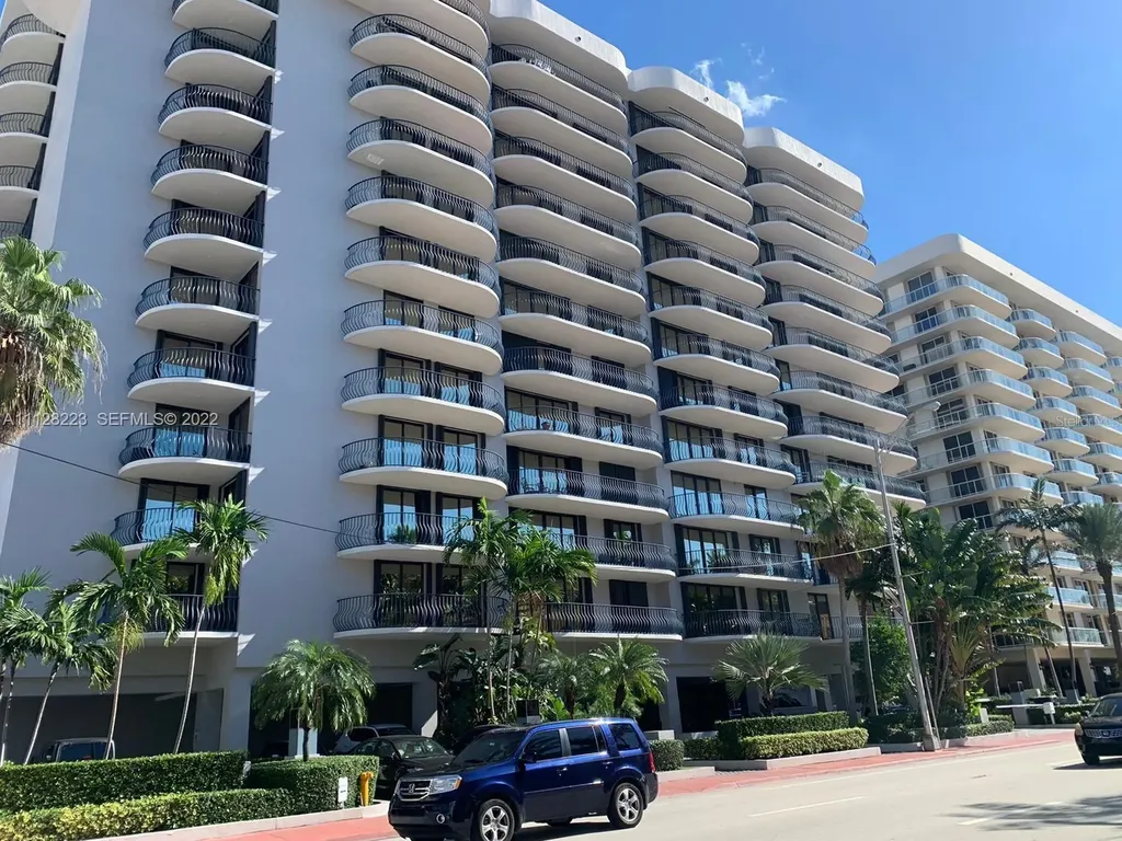 8877 Collins Avenue Surfside FL 33154