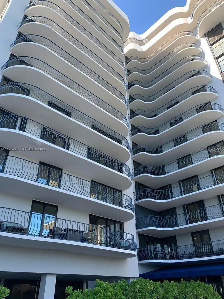 8877 Collins Avenue Surfside FL 33154