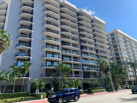 8877 Collins Avenue Surfside FL 33154
