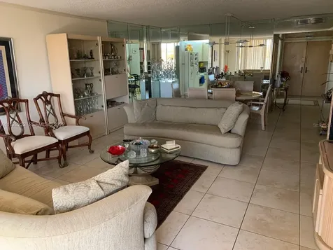 8877 Collins Avenue Surfside FL 33154