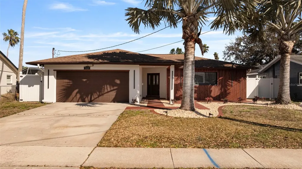 5921 Denver Street NE St Petersburg FL 33703