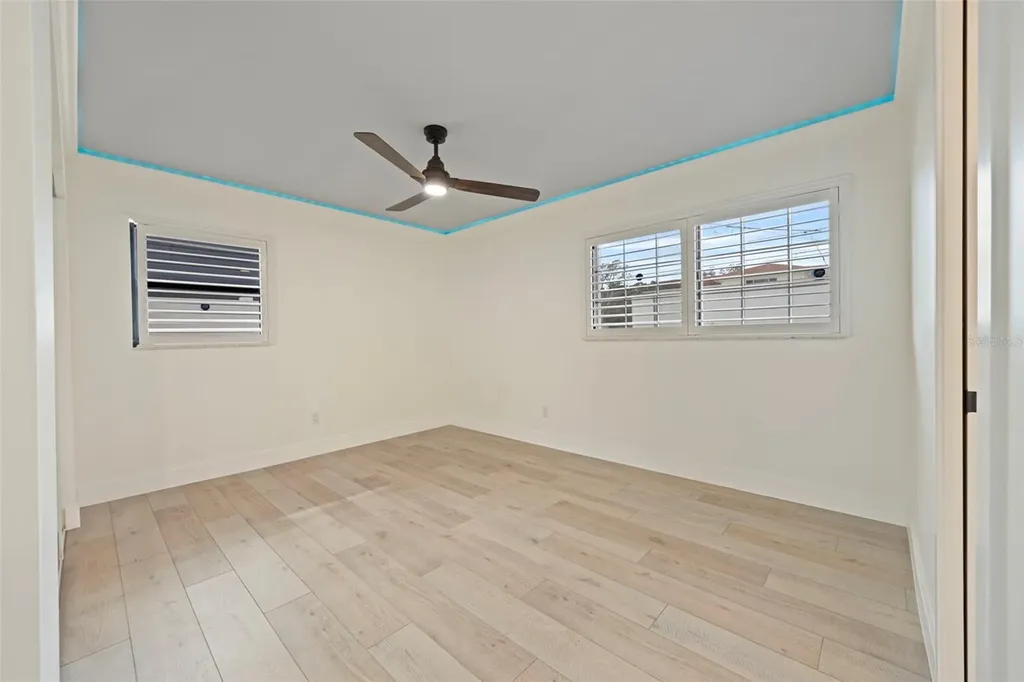 5921 Denver Street NE St Petersburg FL 33703