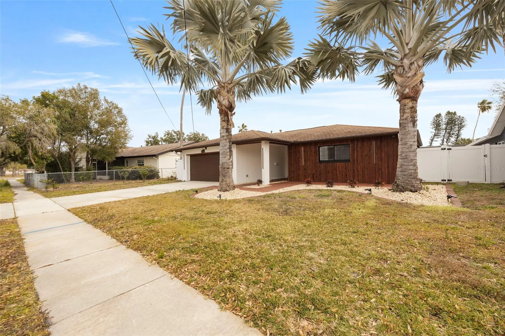 5921 Denver Street NE St Petersburg FL 33703