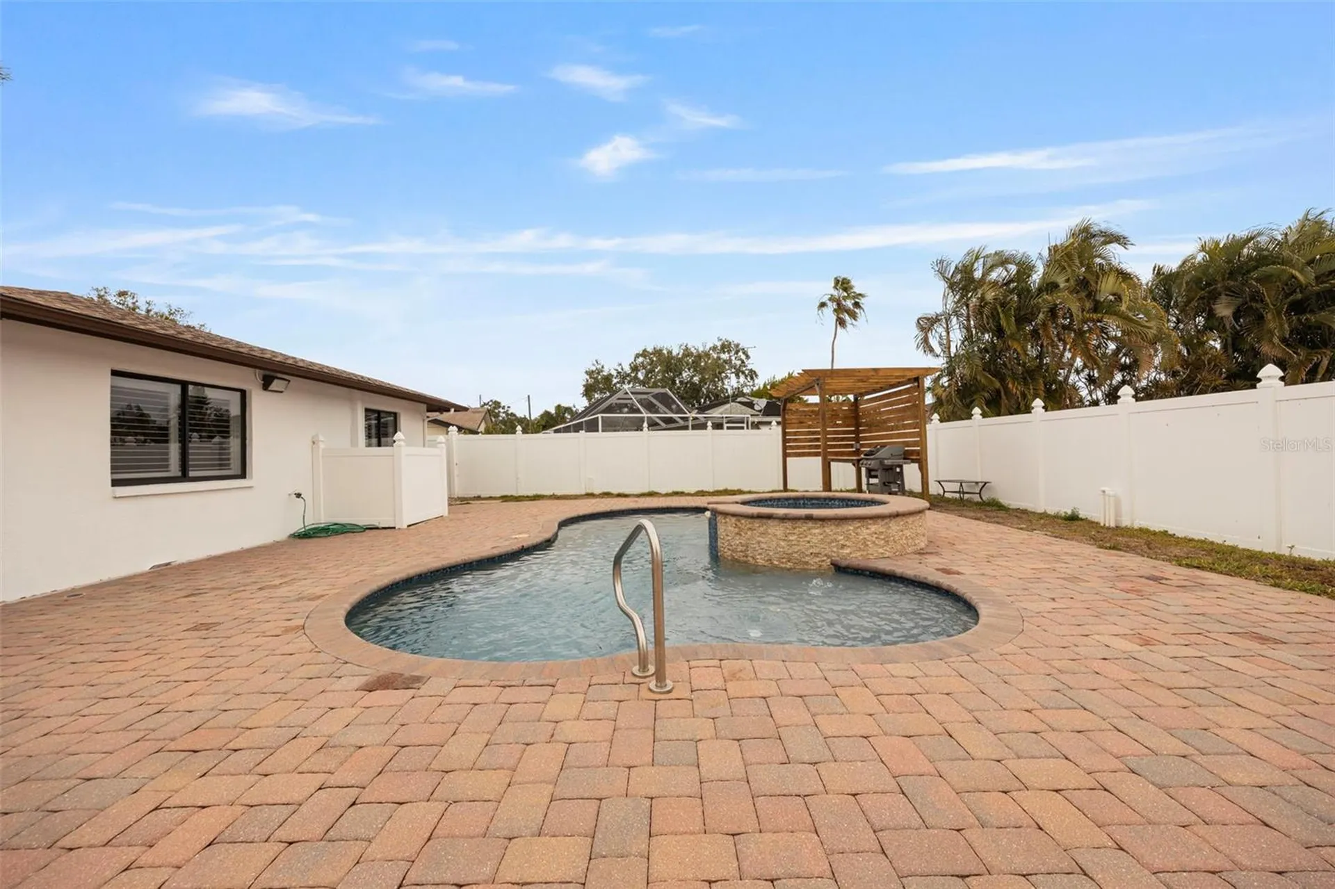 5921 Denver Street NE St Petersburg FL 33703