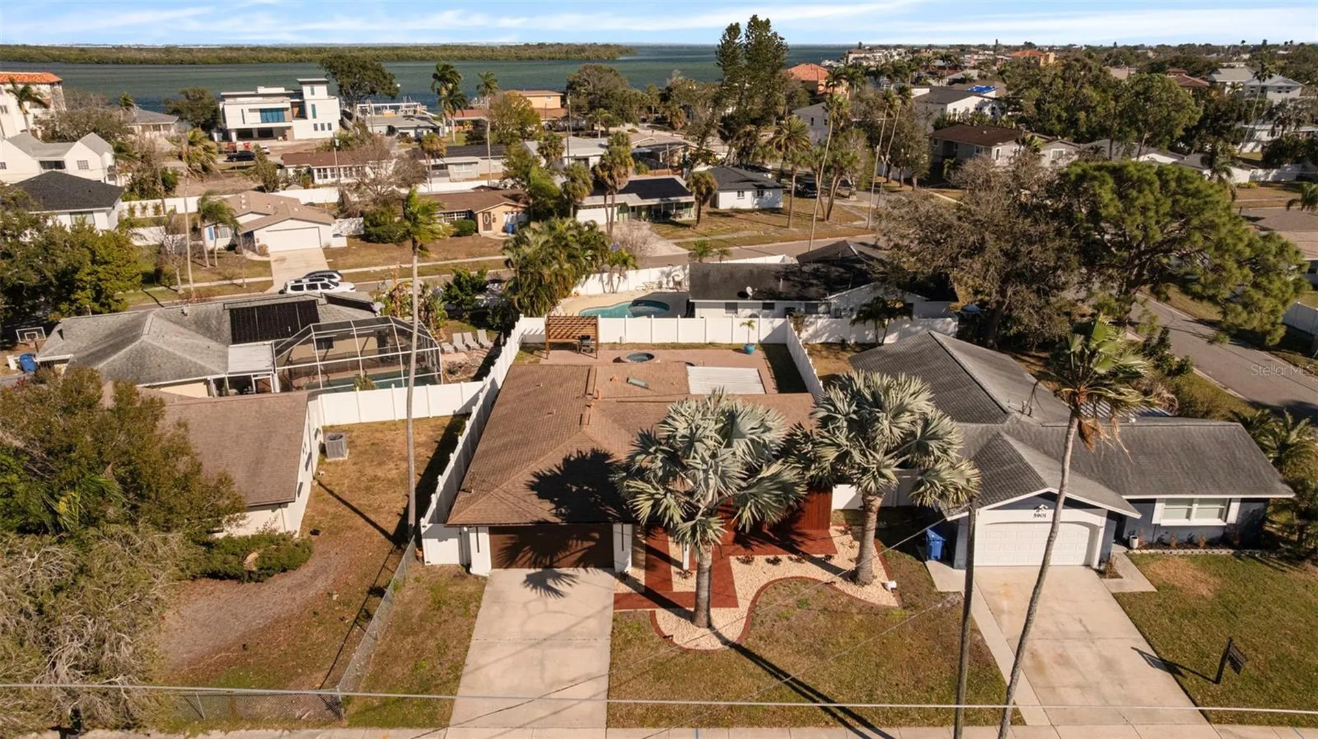 5921 Denver Street NE St Petersburg FL 33703
