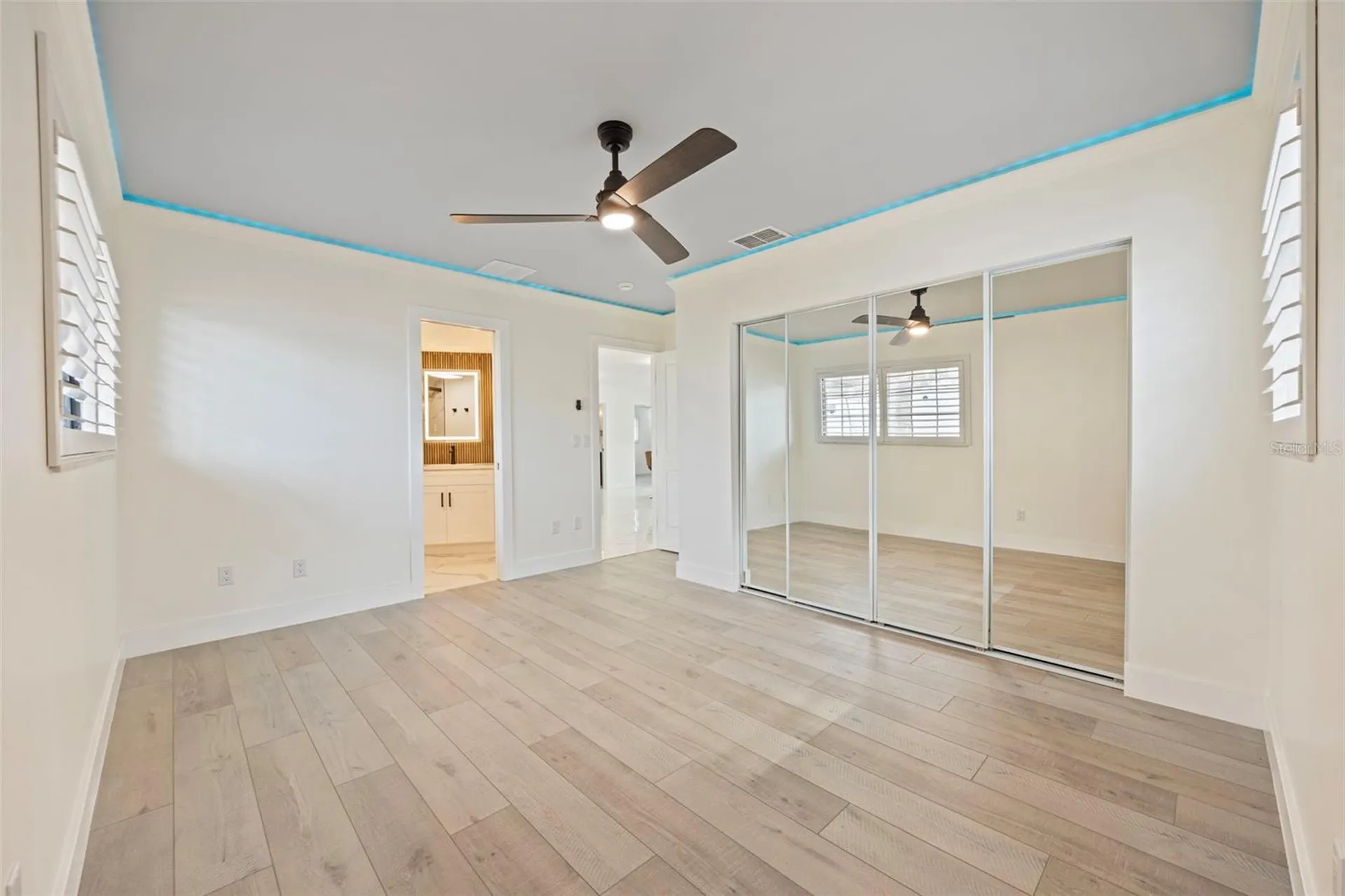 5921 Denver Street NE St Petersburg FL 33703