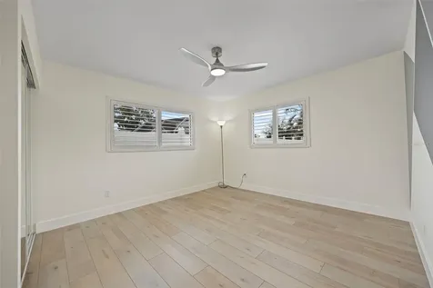 5921 Denver Street NE St Petersburg FL 33703
