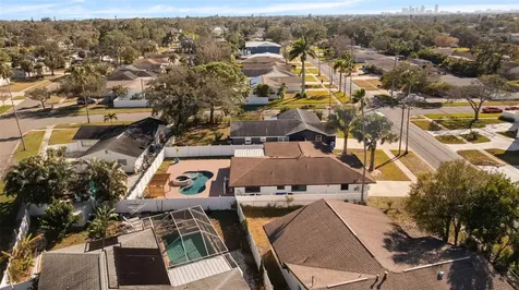 5921 Denver Street NE St Petersburg FL 33703