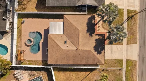 5921 Denver Street NE St Petersburg FL 33703