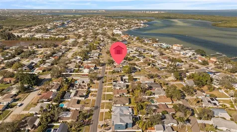 5921 Denver Street NE St Petersburg FL 33703