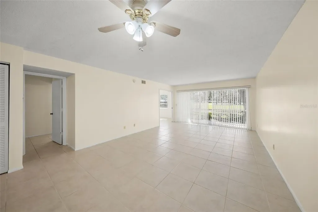 7860 Palm Aire Lane Sarasota FL 34243