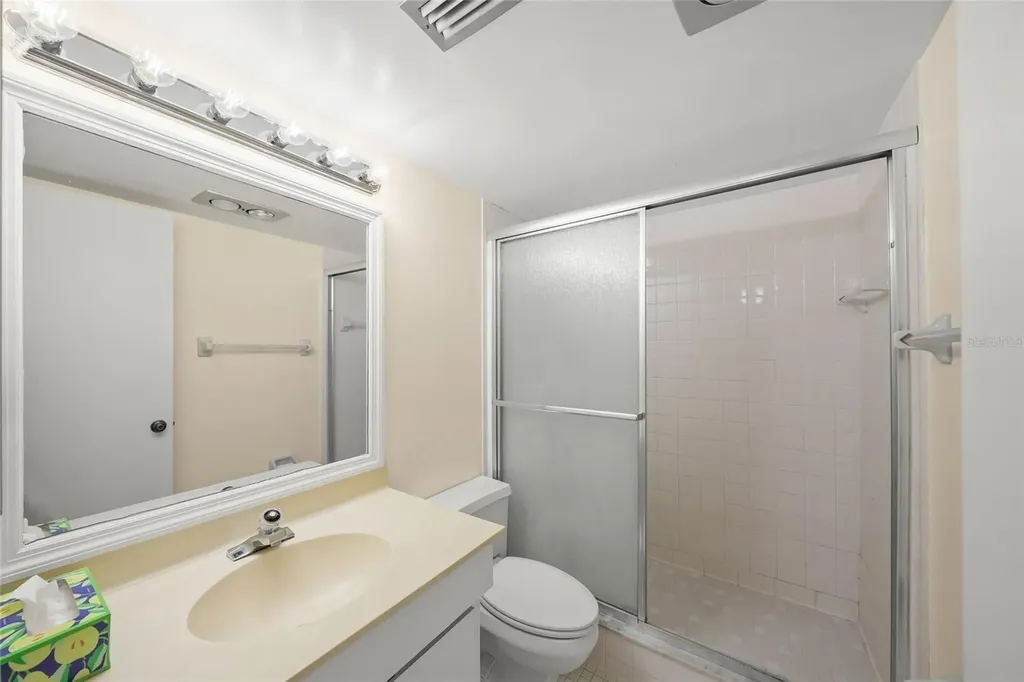 7860 Palm Aire Lane Sarasota FL 34243