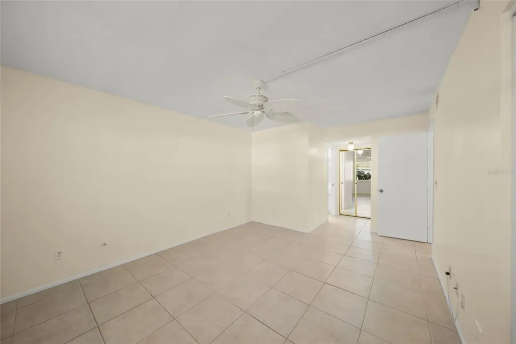 7860 Palm Aire Lane Sarasota FL 34243