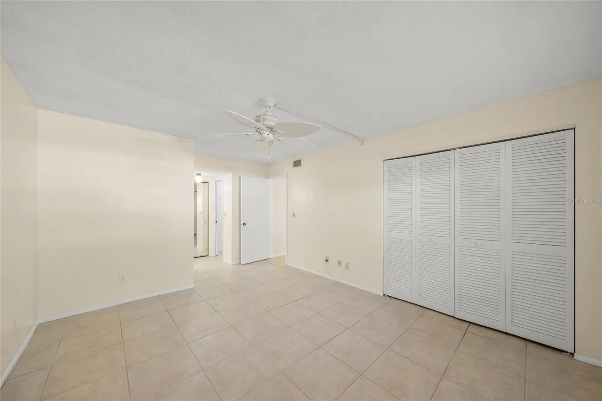7860 Palm Aire Lane Sarasota FL 34243