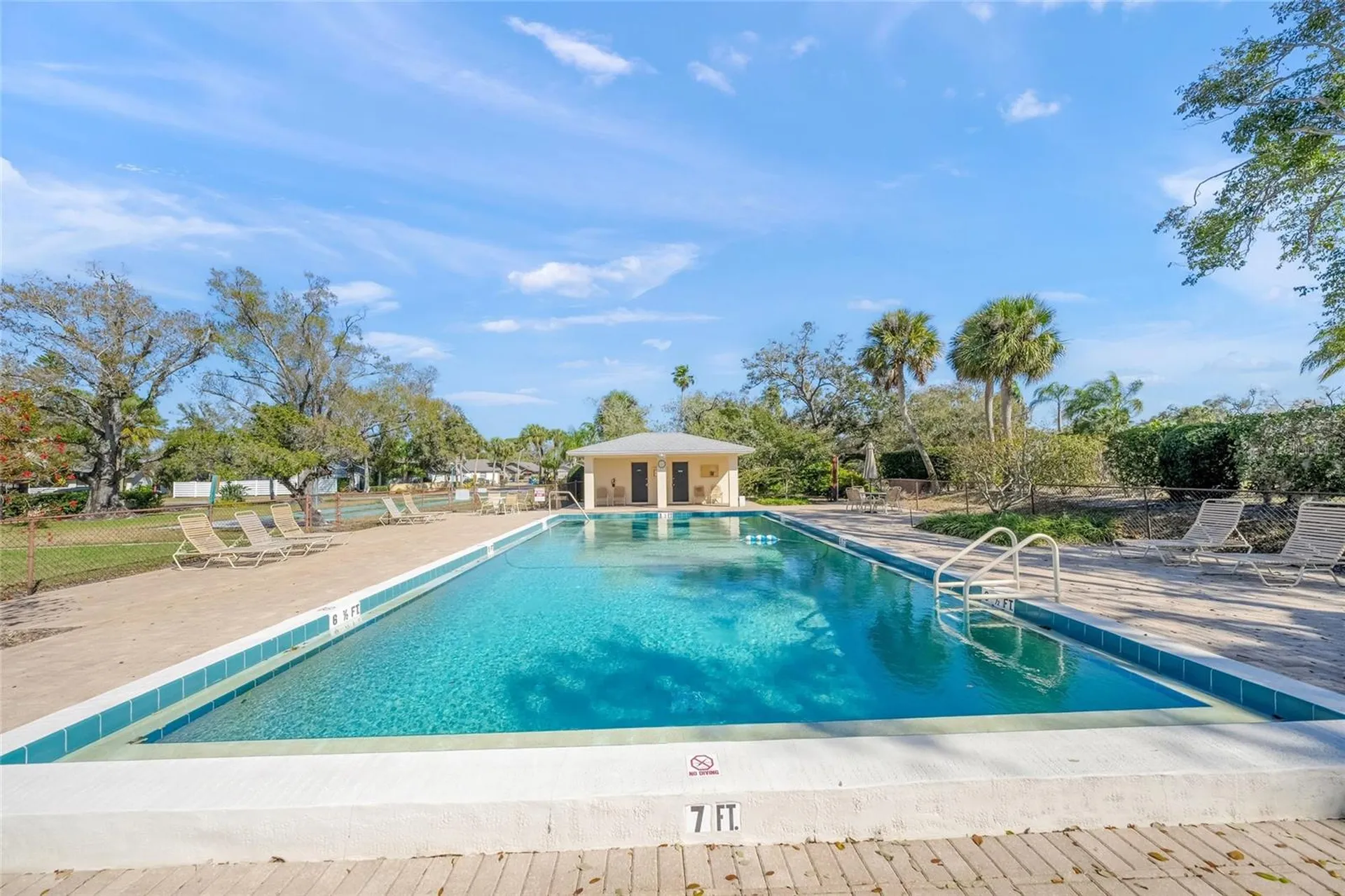 7860 Palm Aire Lane Sarasota FL 34243