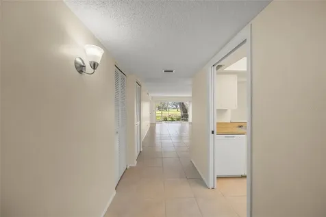 7860 Palm Aire Lane Sarasota FL 34243