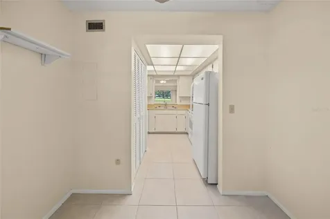 7860 Palm Aire Lane Sarasota FL 34243
