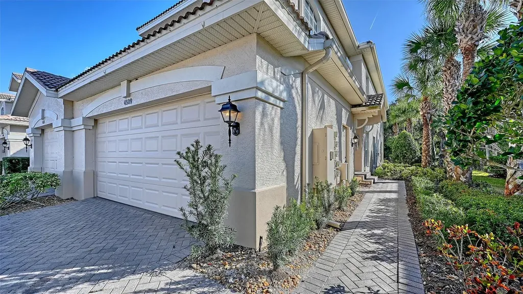 4509 Streamside Court Sarasota FL 34238