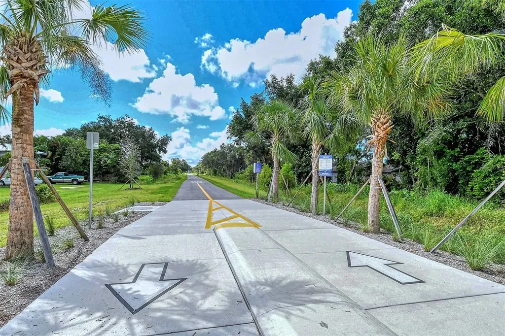 4509 Streamside Court Sarasota FL 34238