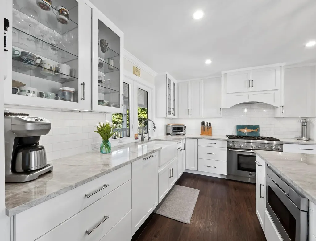 3458 Anglin Drive Sarasota FL 34242
