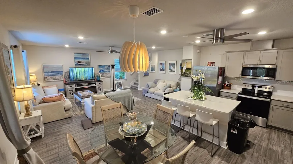 8323 Reefbay Cove Parrish FL 34219