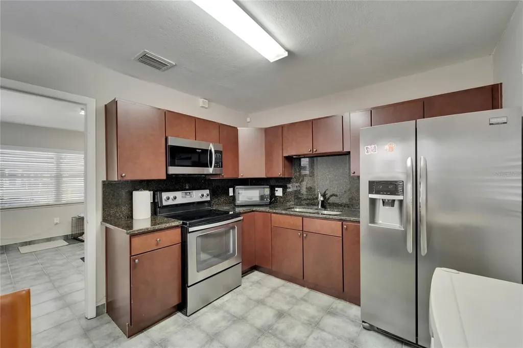 126 Ridgewood Avenue Brandon FL 33510