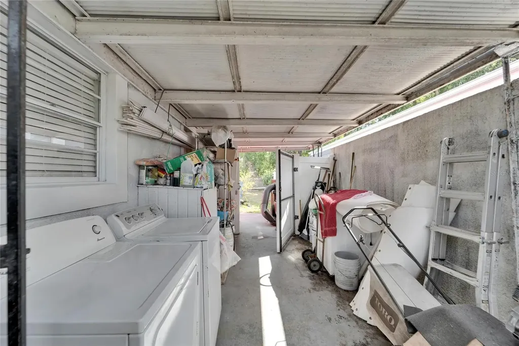 126 Ridgewood Avenue Brandon FL 33510