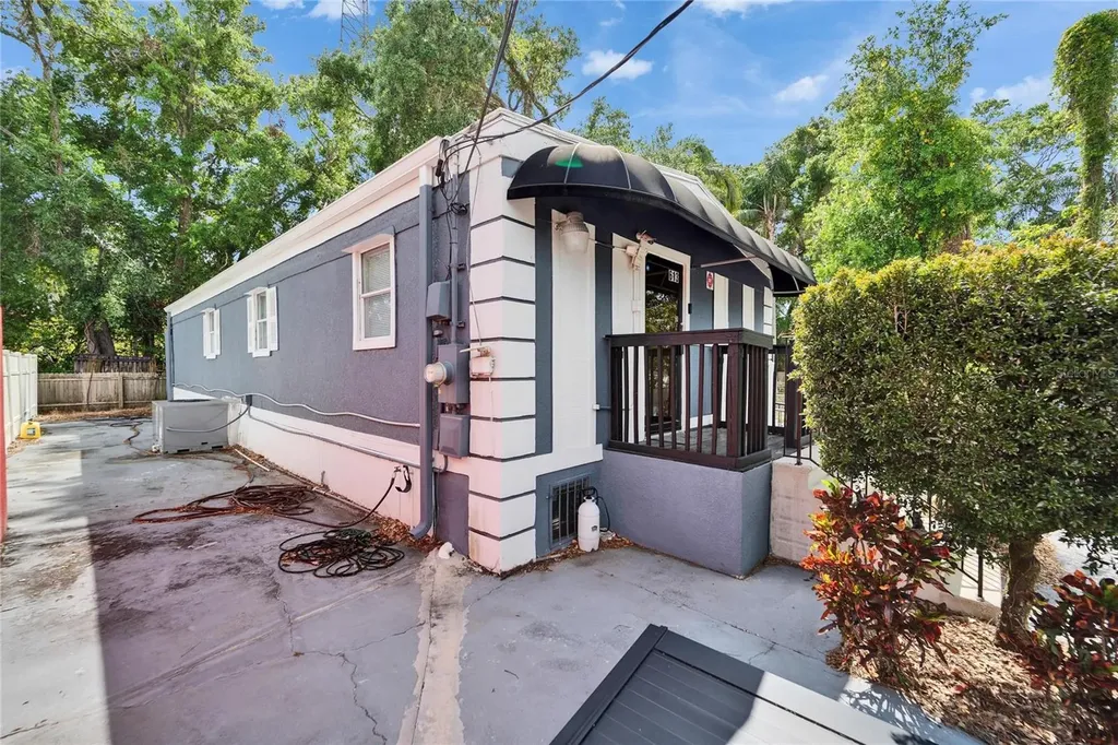 126 Ridgewood Avenue Brandon FL 33510