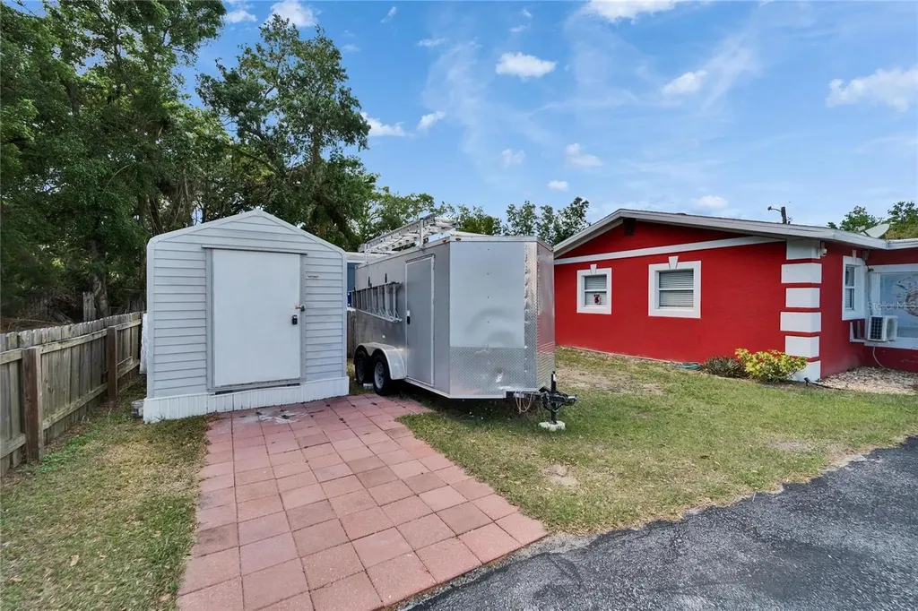 126 Ridgewood Avenue Brandon FL 33510