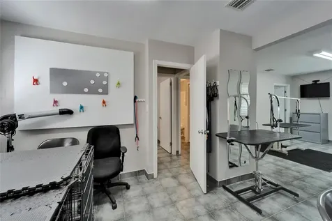 126 Ridgewood Avenue Brandon FL 33510