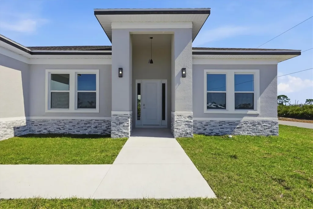 17 Beam Court Placida FL 33946