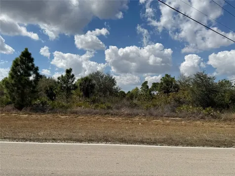 524 Columbus Boulevard S Lehigh Acres FL 33974