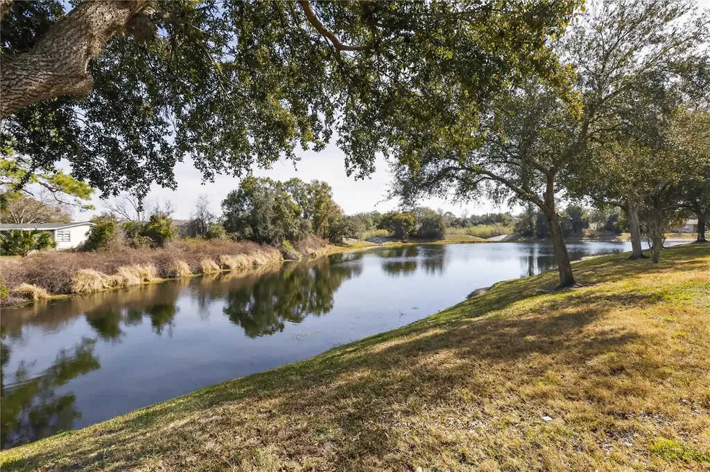 216 Lamonte Point Court Debary FL 32713
