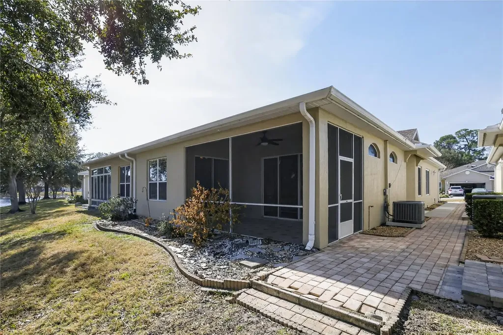 216 Lamonte Point Court Debary FL 32713