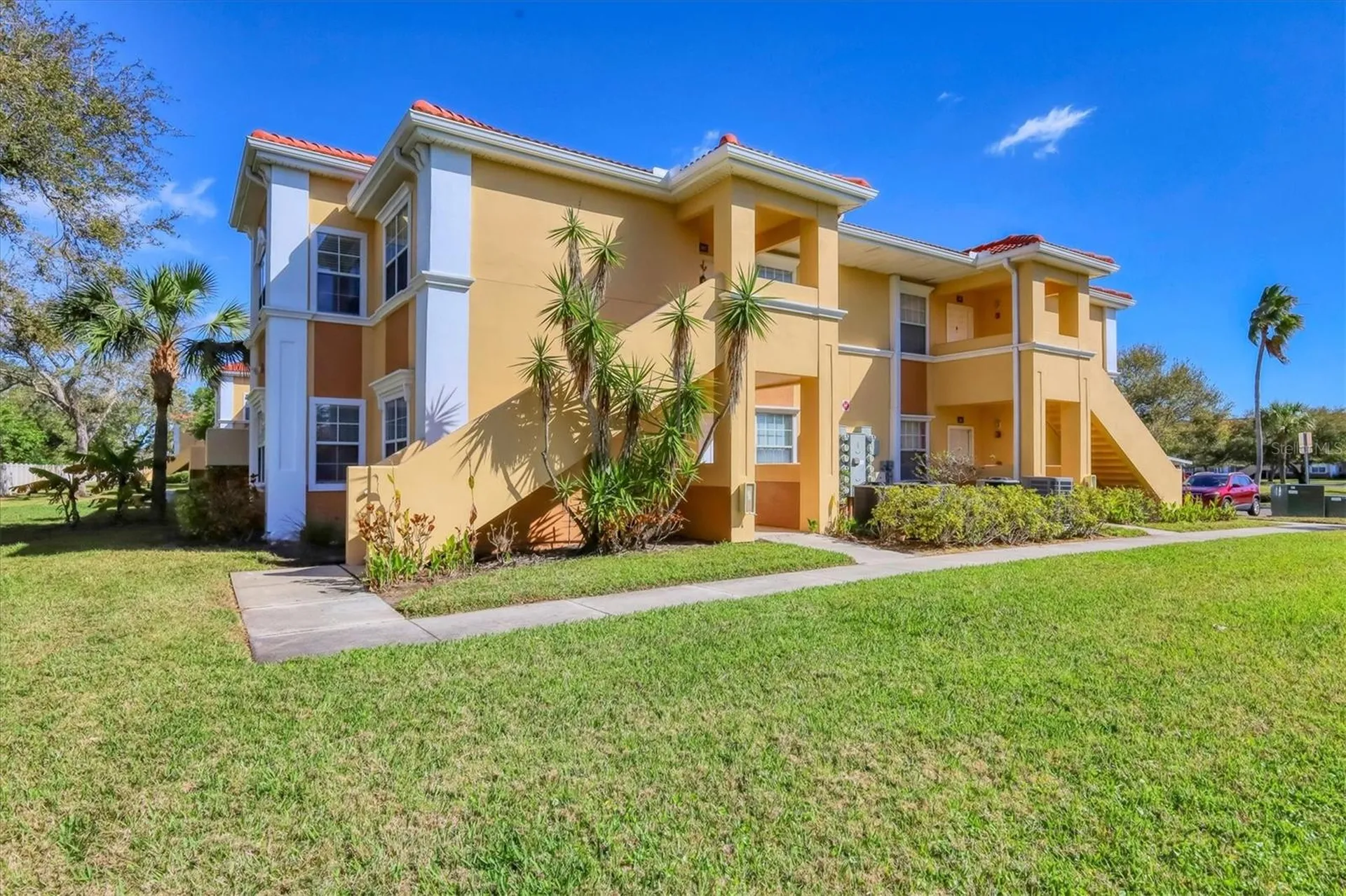 Sarasota FL, 1155 Villagio Circle, Unit 205