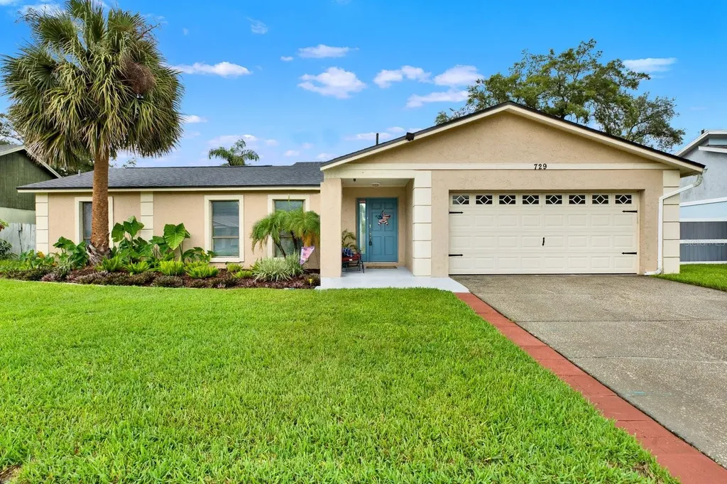 729 Sandy Creek Drive Brandon FL 33511